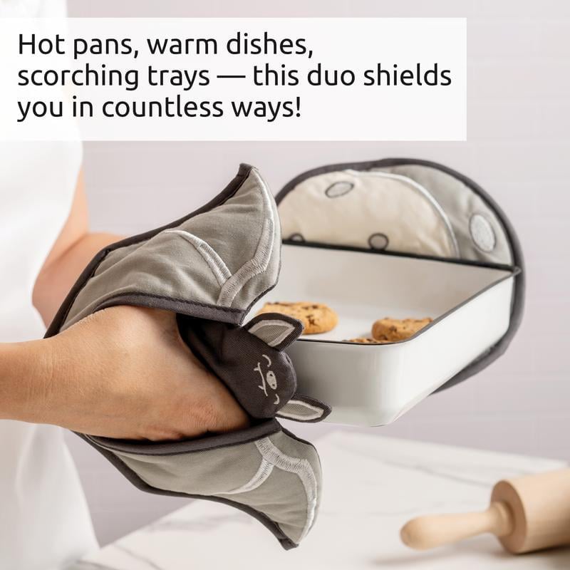 🔥𝐋𝐀𝐒𝐓 𝐃𝐀𝐘 𝟓𝟎% 𝐎𝐅𝐅 - 🦇Batlicious Oven Mitts & Pot Holders Set