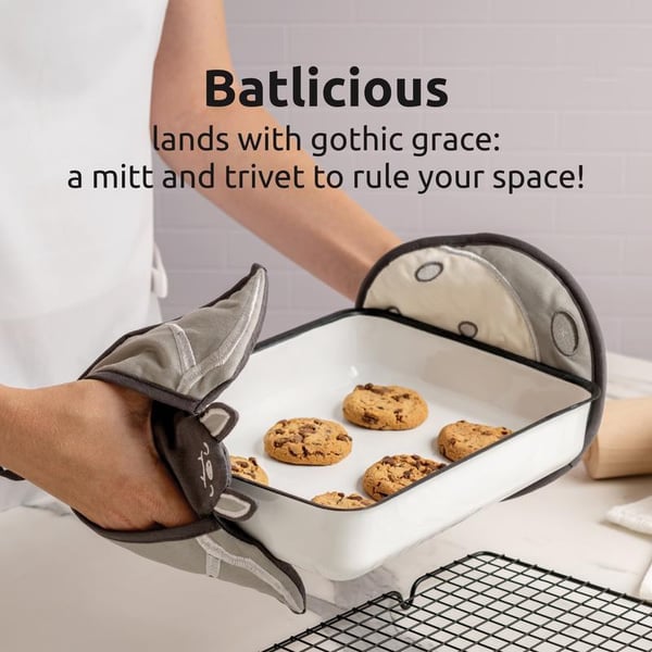 🔥𝐋𝐀𝐒𝐓 𝐃𝐀𝐘 𝟓𝟎% 𝐎𝐅𝐅 - 🦇Batlicious Oven Mitts & Pot Holders Set